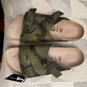Birkenstock Zürich camo print size EU 42